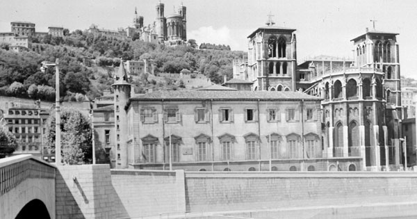 Le Palais Saint-Jean vers 1930