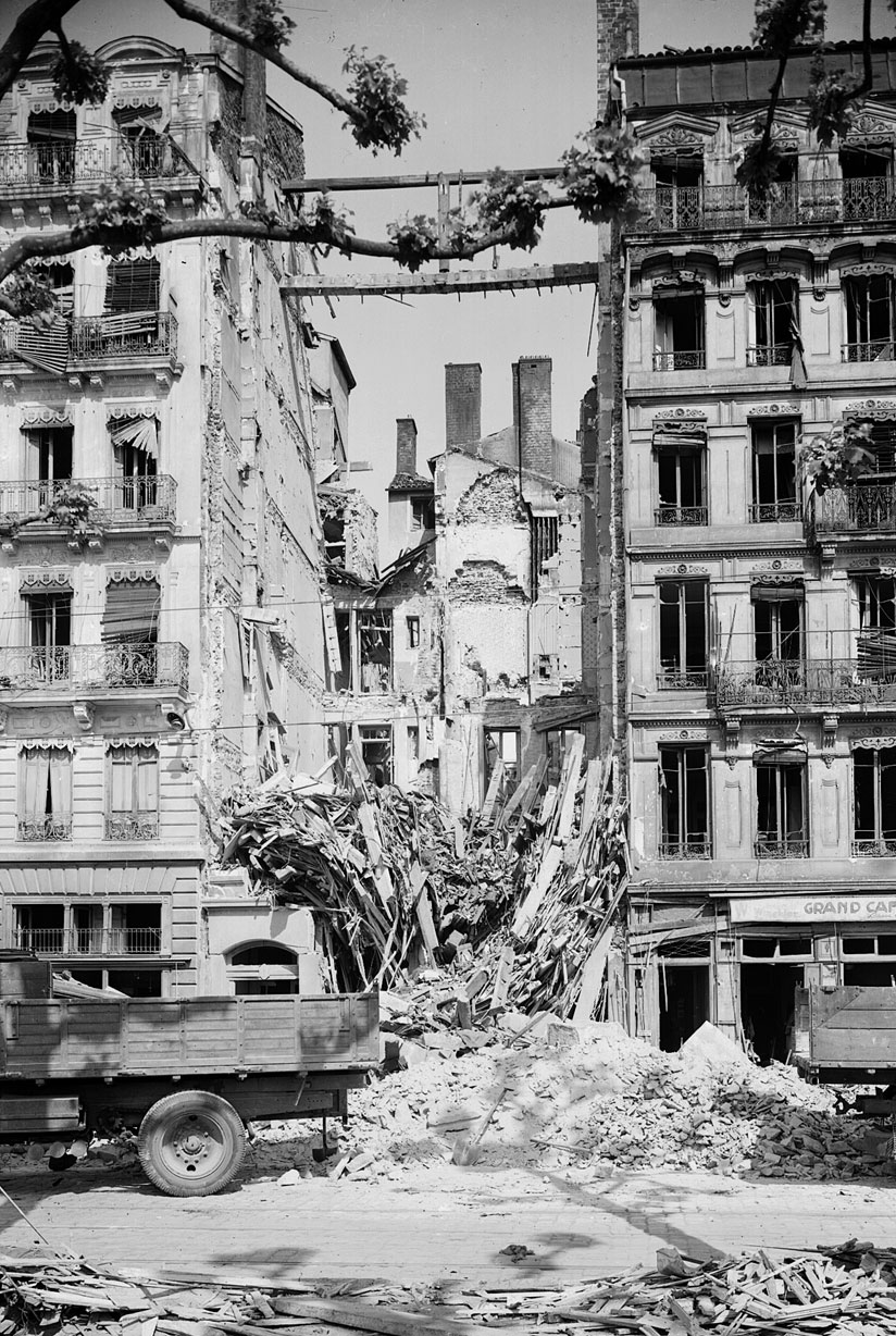 Bombardement de Lyon par l’aviation alliée le 26 mai 1944, 3 quai Perrache (AML – 3PH/25)