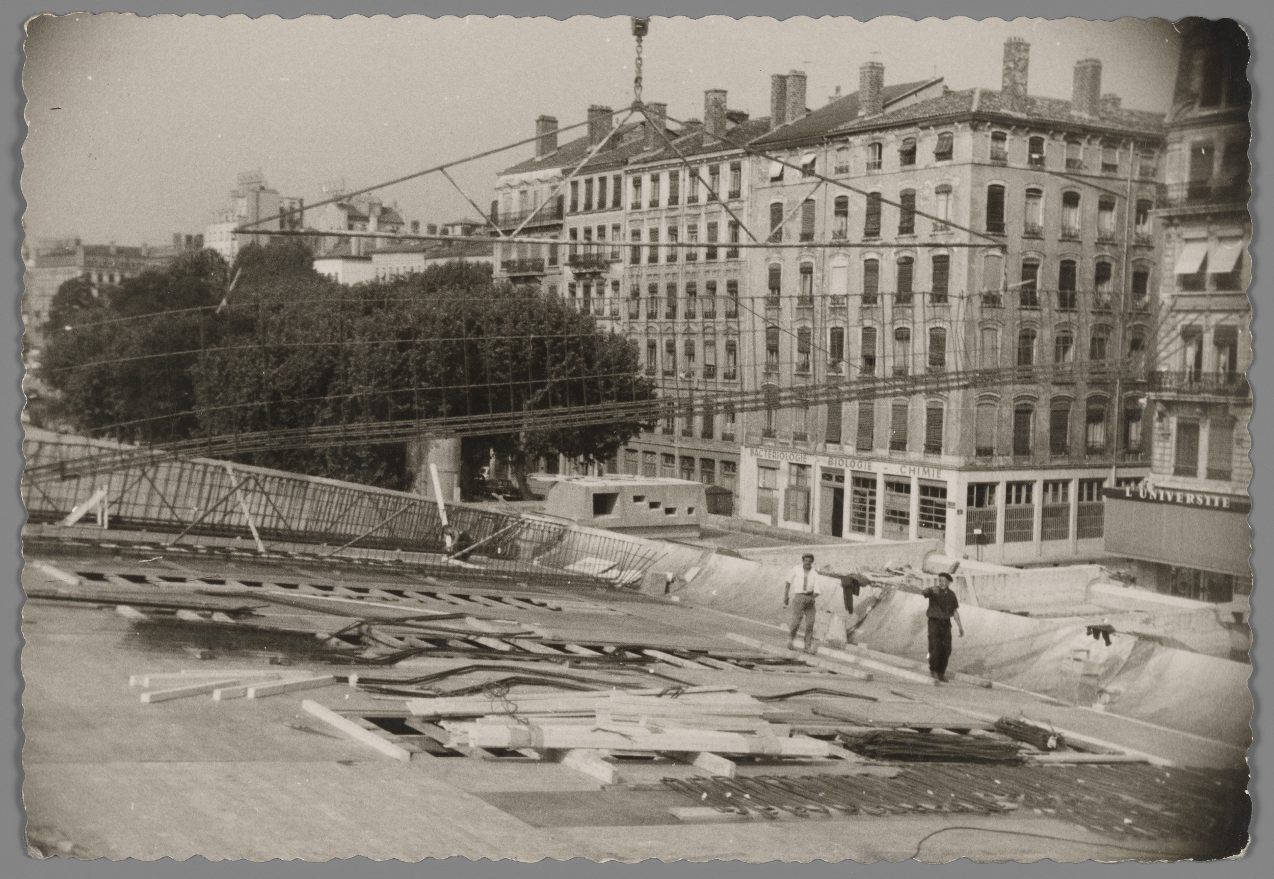 Chantier du centre nautique : tirage photographique NB (vers 1961-1962, cote : 851WP/14/2)