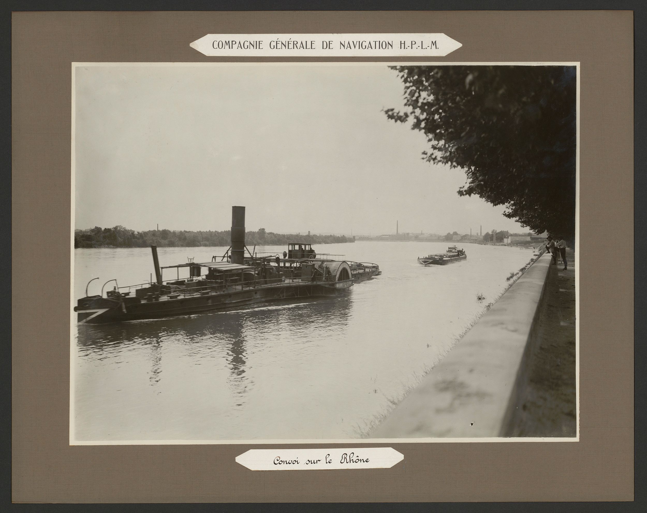 Vue du quai de Saône prise du port de Lyon-Perrache : photo positive NB anonyme (1900, cote : 100PH/3/2)