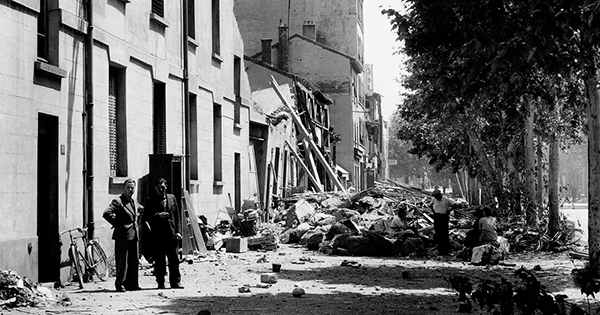 Photo des destructions avenue Berthelot en 1944