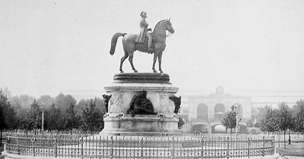 Statue de Napoléon, place Carnot vers 1860 - 15ph2/28