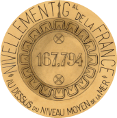 Plaque de nivellement général pour la ville de Lyon, 1850-1900 ; Dessin à l'encre Archives municipales de Lyon, 17FI/94