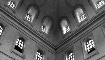 intérieur du petit dome de l'Hôtel-Dieu