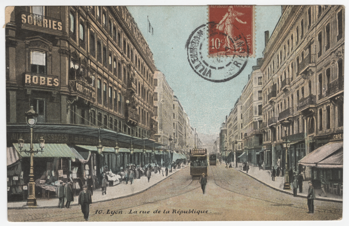 Tramway rue de la République, carte postale vers 1910 - Archives municipales de Lyon, 4FI/1345