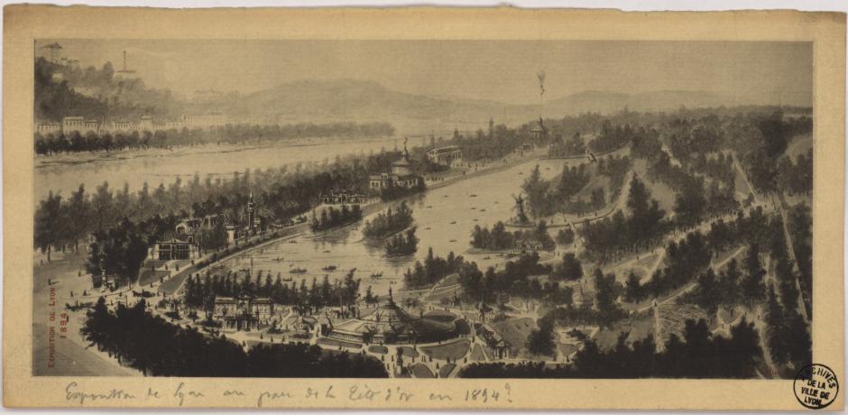 Vue partielle de l'exposition de 1894 : héliogravure d'A. Dubail (1894, cote : 16FI/82)