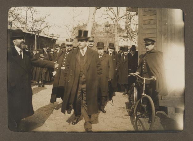 Edouard Herriot lors de l'inauguration de la foire de Lyon (mars 1916, cote : 2PH/286)