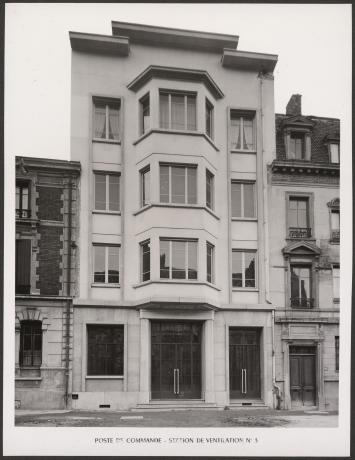 Tunnel de la Croix-Rousse, poste de commande et station de ventilation n°5 : tirage photo NB (1940-1952, cote : 2PH/296)