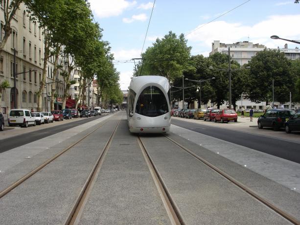 2005 : Tramway T1, cours Charlemagne © Sytral 25820