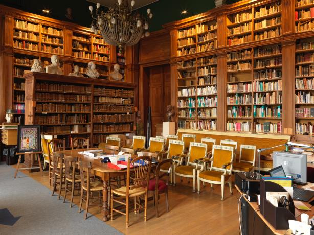 Bibliothèque de l'Académie au palais Saint-Jean : photo. numérique couleur par Gilles Bernasconi (2020, non coté)