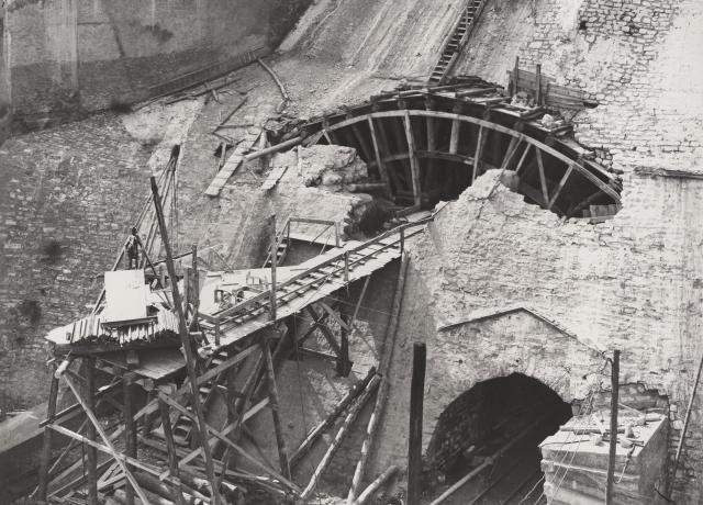 Tunnel sous la Croix-Rousse, gros-œuvre : photo. NB (v. 1945, cote 2PH/296/19)