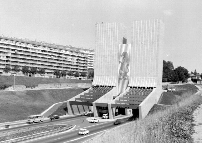 Tunnel de Fourvière, entrée nord : photo. NB E. Poix ou E. Pernet ([v. 1960], cote 8PH/2146)