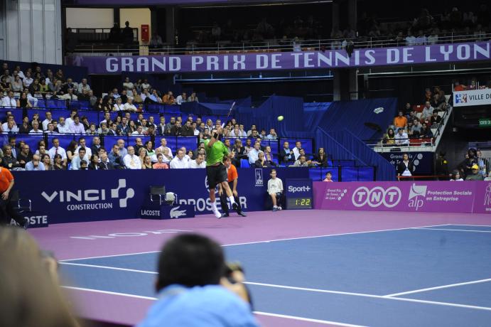 Grand Prix de tennis de Lyon 2008, match du 11 octobre : photo. couleur M. Chaulet (2008, non coté)