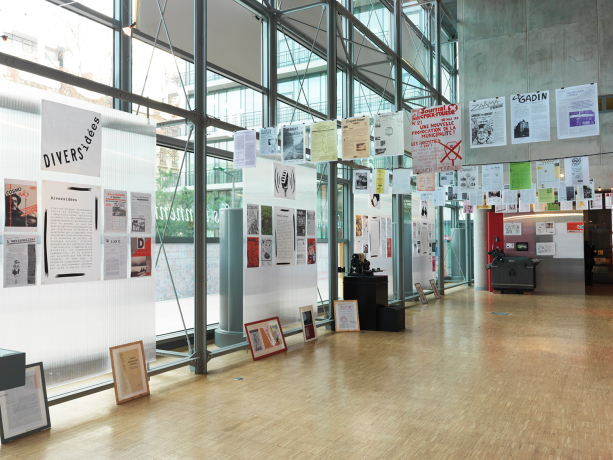 Scénographie de l'exposition "50 ans de presse alternative à Lyon et dans sa région" - Gilles Bernasconi