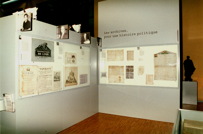 Scénographie de l'exposition "Des archives et des homes" - Jacques Gastineau