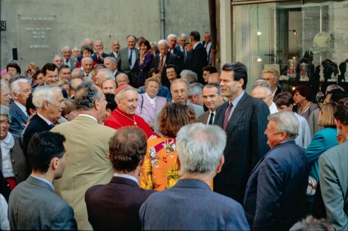 Vœux des échevins à Fourvière en présence de Michel Noir et du cardinal Decourtray : diapo. couleur 24x36 mm (1993, cote 1518WP/1519)