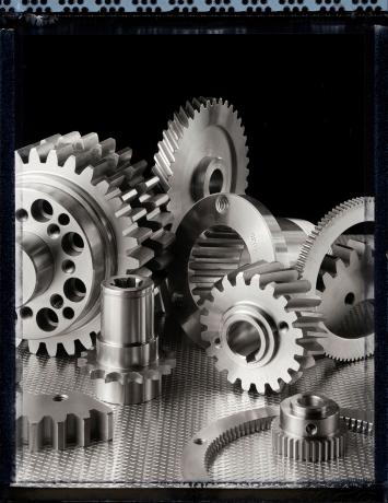 Rouages de moto ©Alain Guillemaud