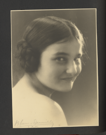 portrait d'une jeune fille